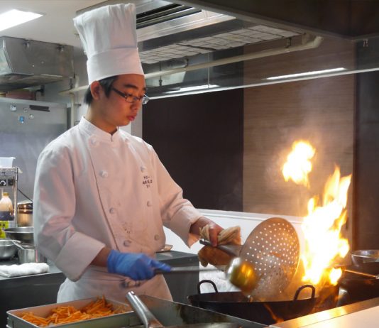 立川「陳建一麻婆豆腐店 グランデュオ立川店」吉田龍哉シェフ